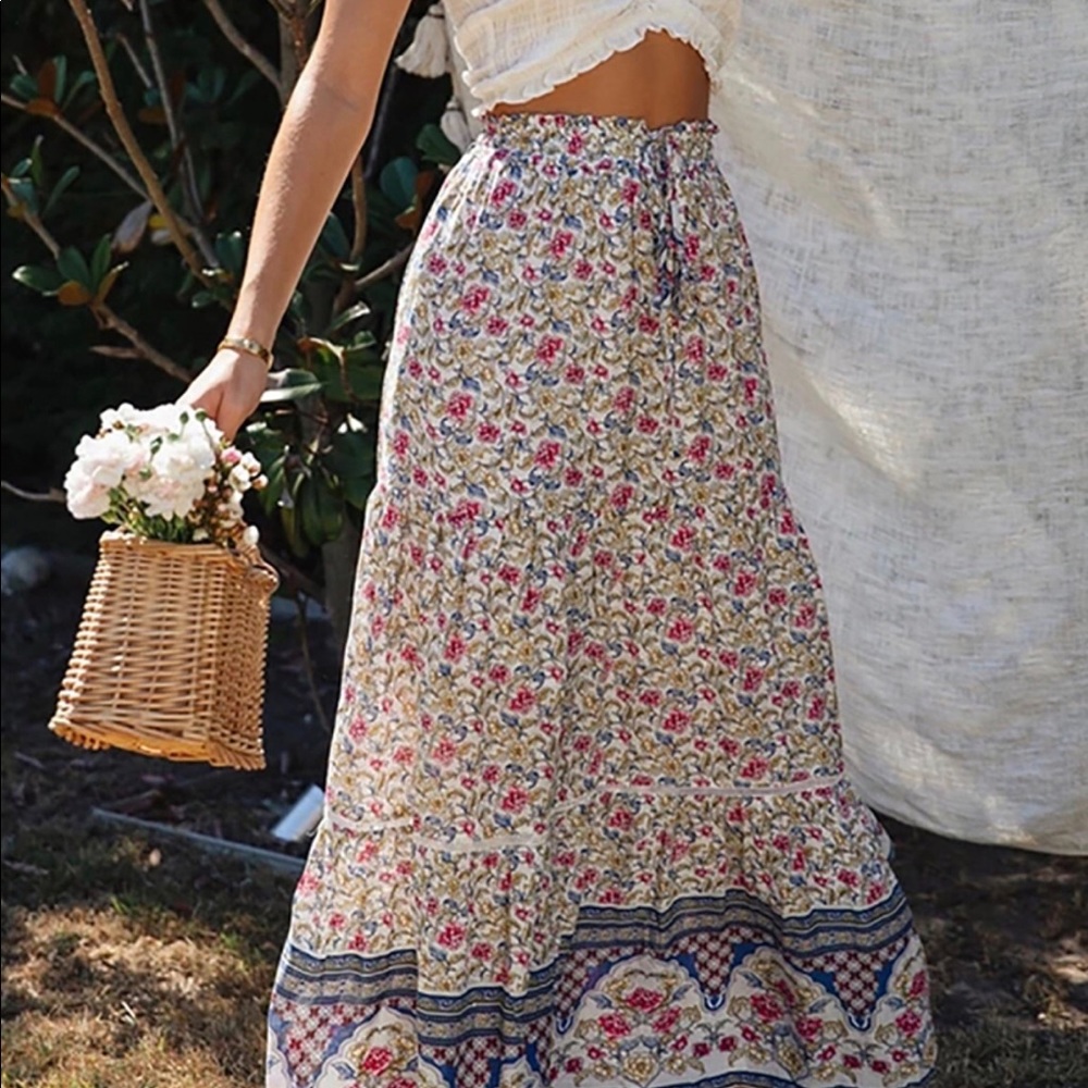 🌞New Listing🌞Hippy Chic Boho Skirt - Picture 2 of 5